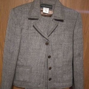 Harve' Benard by Benard holtzman suit